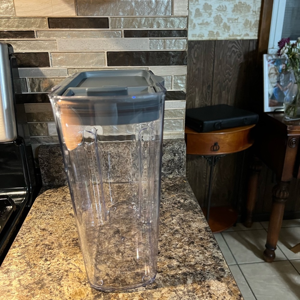 Airtight container.. princes house 14 cups